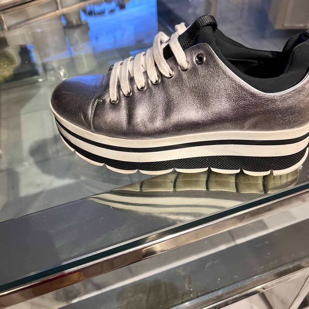 Prada shoes women